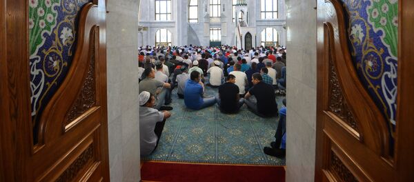 Празднование Ураза-байрама в России - Sputnik Кыргызстан