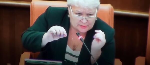 В России депутат призвала коллегу следить за базаром — видео - Sputnik Кыргызстан