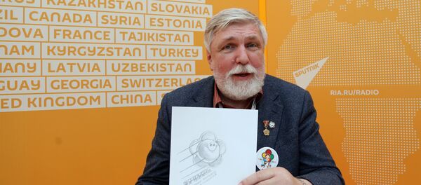 Известный художник и автор символа ВФМС 1985 года Михаил Веременко - Sputnik Кыргызстан