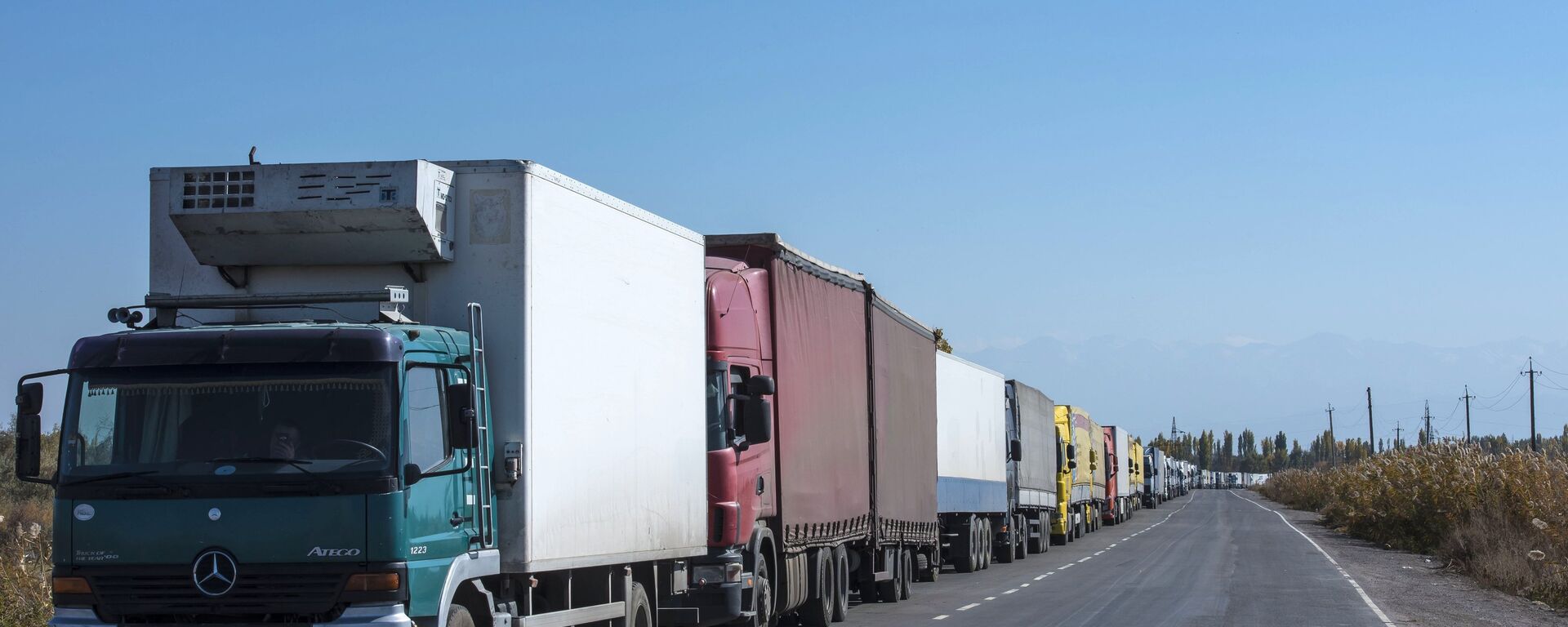 Граница между Киргизией и Казахстаном - Sputnik Кыргызстан, 1920, 03.02.2026