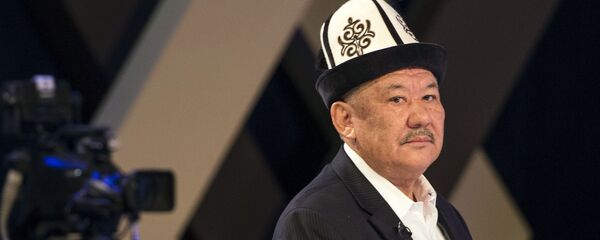 ЖКнын экс-депутаты Азимбек Бекназаров. Архив - Sputnik Кыргызстан