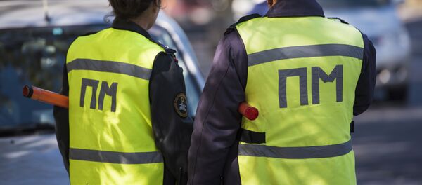 Сотрудники патрульной милиции. Архивное фото - Sputnik Кыргызстан