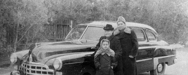 Архивное фото известного государственного деятеля Исхака Раззакова - Sputnik Кыргызстан