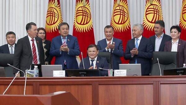 Избрание нового спикера Жогорку Кенеша - Sputnik Кыргызстан