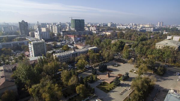 Вид на парк революции в Бишкеке с высоты. Архивное фото - Sputnik Кыргызстан
