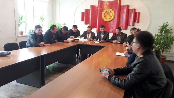 Заседание депутатов Джалал-Абадского городского кенеша - Sputnik Кыргызстан