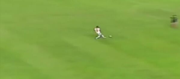 Бир секундда 10 метр. Шамалдай учкан футболчу соцтармакты таң калтырууда - Sputnik Кыргызстан