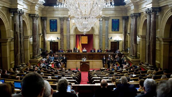 Парламент Каталонии проголосовал за независимость от Испании - Sputnik Кыргызстан
