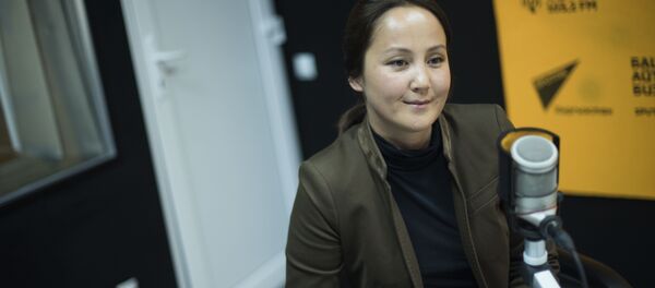 Кыргызский режиссер, студентка киношколы Нью-Йоркского университета Эльнура Осмоналиева Кыргызский режиссер, студентка киношколы Нью-Йоркского университета Эльнура Осмоналиева - Sputnik Кыргызстан