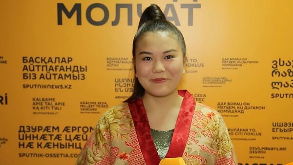 Эмоции кыргызстанки до выступления на шоу Ты супер! Танцы - Sputnik Кыргызстан