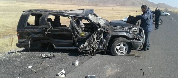 Последствия ДТП автомобиля Opel Monterey в селе Талды-Суу. Архивное фото Последствия ДТП автомобиля Opel Monterey в селе Талды-Суу. Архивное фото - Sputnik Кыргызстан