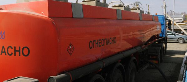 Работа АЗС Газпромнефть в Челябинской области - Sputnik Кыргызстан