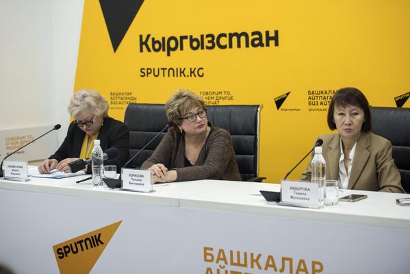 Пресс-конференция В Кыргызстане растет число алкоголиков — о динамике роста и профилактике - Sputnik Кыргызстан