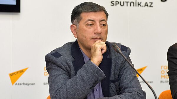 Руководитель Центра нефтяных исследований в Азербайджане Ильхам Шабан - Sputnik Кыргызстан