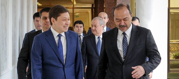 Рабочий визит премьер-министра Кыргызстана Сапара Исакова в Ташкент Рабочий визит премьер-министра Кыргызстана Сапара Исакова в Ташкент - Sputnik Кыргызстан