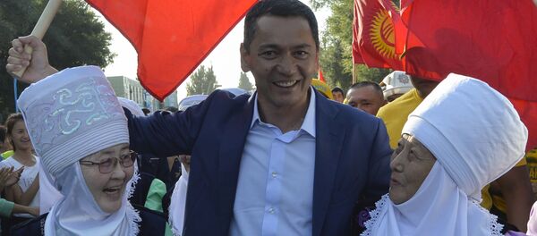 Депутат и кандидат в президенты Омурбек Бабанов - Sputnik Кыргызстан