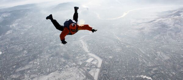 Парашютист. Архивное фото - Sputnik Кыргызстан