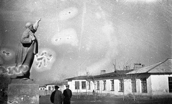 Согуш жылдарындагы Кызыл-Кыя шаары - Sputnik Кыргызстан
