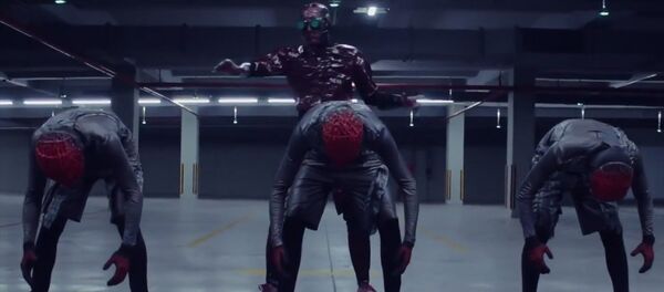 Сөөктөрүн сындыра бийлеген Тумар КР тобунан жаңы шоу - Sputnik Кыргызстан