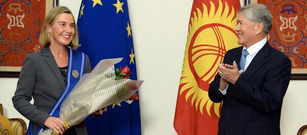 Рабочий визит Федерика Могерини в Кыргызстан - Sputnik Кыргызстан