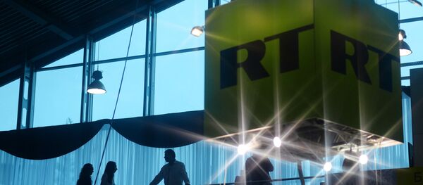 Куб с логотипом телеканала Russia Today. Архивное фото - Sputnik Кыргызстан