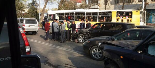 ДТП в Бишкеке ДТП в Бишкеке - Sputnik Кыргызстан