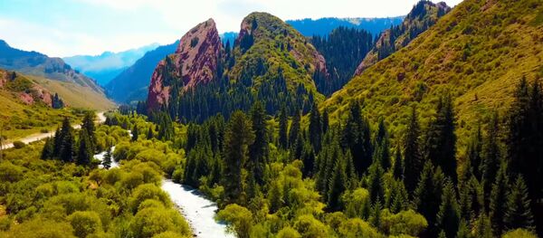 Насыщенные цвета — сотрудник Microsoft представил ролик об Иссык-Куле Насыщенные цвета — сотрудник Microsoft представил ролик об Иссык-Куле - Sputnik Кыргызстан