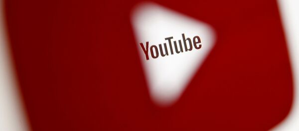 Логотип YouTube. Архивное фото - Sputnik Кыргызстан