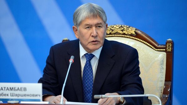 Экс-президент, председатель Социал-демократической партии Кыргызстана Алмазбек Атамбаев. Архивное фото - Sputnik Кыргызстан