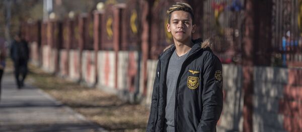 Студент Яссер Эльварраки из Марокко - Sputnik Кыргызстан