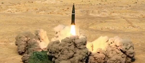 Мощно! Видео запуска обновленной ракеты Искандер-М в Таджикистане - Sputnik Кыргызстан