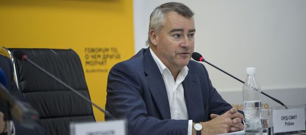 Посол Великобритании в КР Робин Орд-Смит Посол Великобритании в КР Робин Орд-Смит - Sputnik Кыргызстан