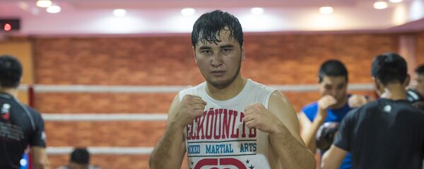 Бывший глав Комитета физкультуры и спорта при мэрии Оша Кылычбек Саркарбаев. Архивное фото - Sputnik Кыргызстан