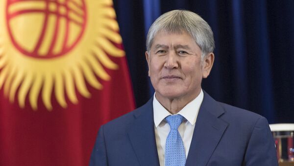 Атамбаев президенттикке чейин жана андан кийин. Сүрөт - Sputnik Кыргызстан