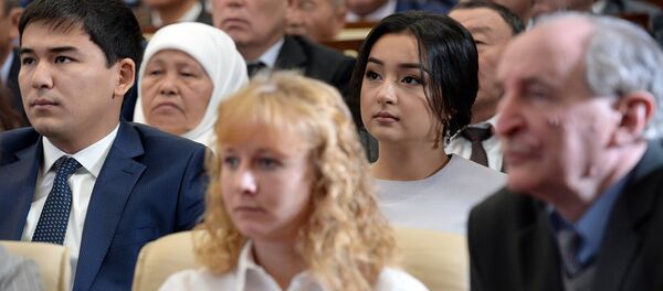 Дочь президента КР Соронбая Жээнбекова Бактыгуль с мужем Атабеком Абжалиевым - Sputnik Кыргызстан