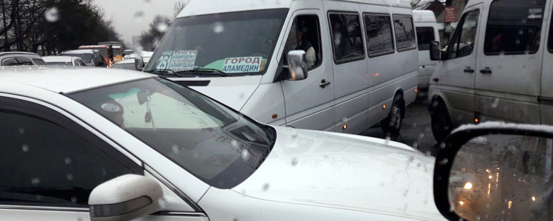 Пробка в Бишкеке - Sputnik Кыргызстан, 1920, 26.02.2026