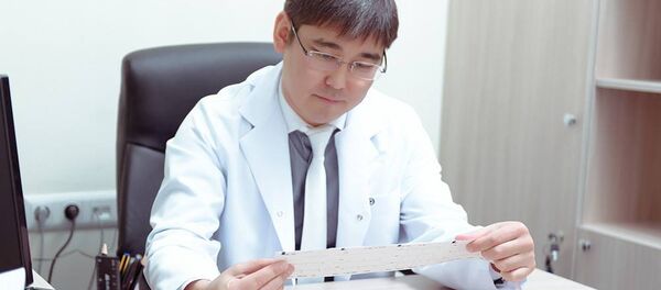 Интервенционный кардиолог Дамир Осмонов - Sputnik Кыргызстан