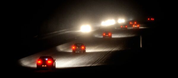 Обильный снег в Говеаверсвельде, на севере Франции Обильный снег в Говеаверсвельде, на севере Франции - Sputnik Кыргызстан