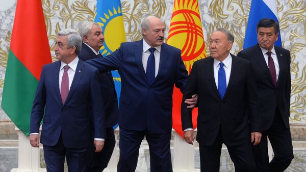 Рабочий визит президента РФ В. Путина в Минск - Sputnik Кыргызстан