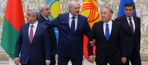 Рабочий визит президента РФ В. Путина в Минск - Sputnik Кыргызстан