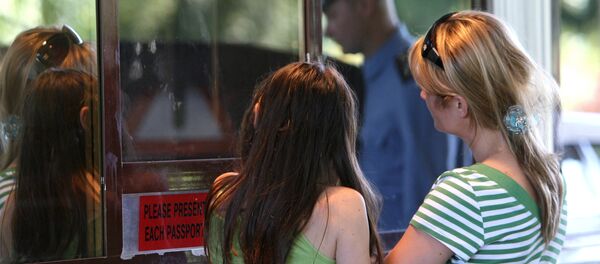 Работа отделения погранконтроля Мамоново-Автодорожное в Калининградской области - Sputnik Кыргызстан