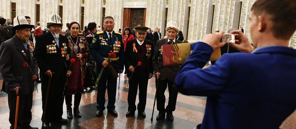 Бал Победителей в Музее Победы - Sputnik Кыргызстан
