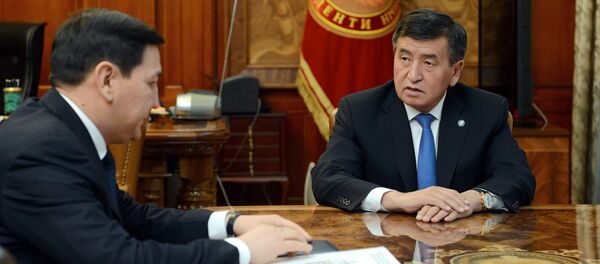 Президент КР Сооронбай Жээнбеков принял председателя ГКНБ Абдиля Сегизбаева - Sputnik Кыргызстан