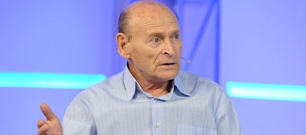 Футбольный эксперт Валерий Рейнгольд - Sputnik Кыргызстан