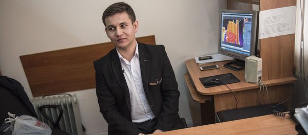 Инженер в национальном электрическом сети Кыргызстана Тимур Осмонбаев Инженер в национальном электрическом сети Кыргызстана Тимур Осмонбаев - Sputnik Кыргызстан