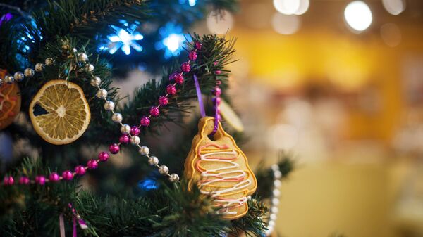 Жаңы жылдын балаты. Архив - Sputnik Кыргызстан