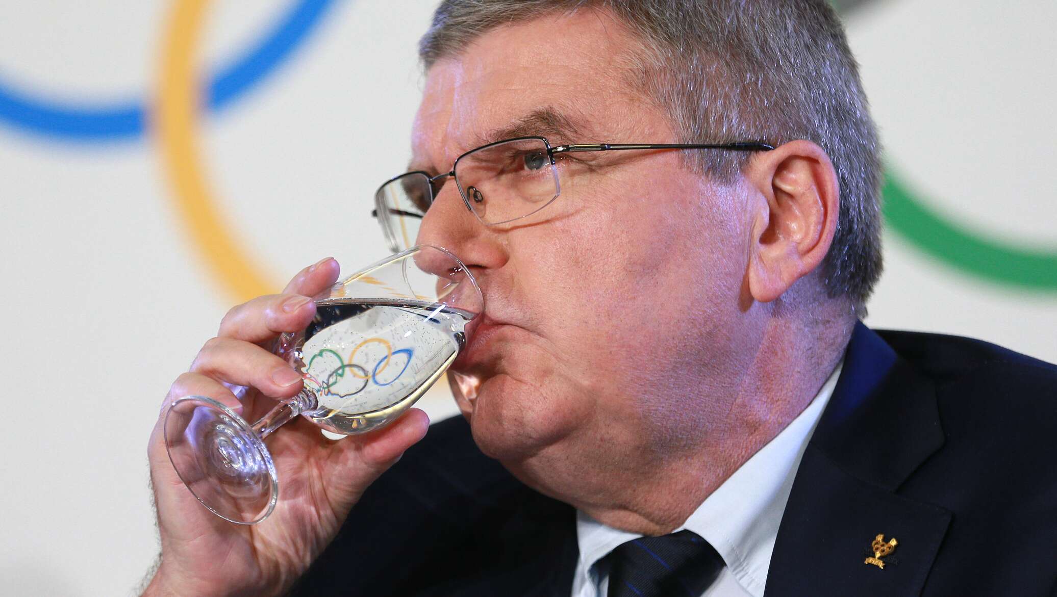 Мок признал. Мок признал. "хозяин озера". Бах спорт. Мок признал.