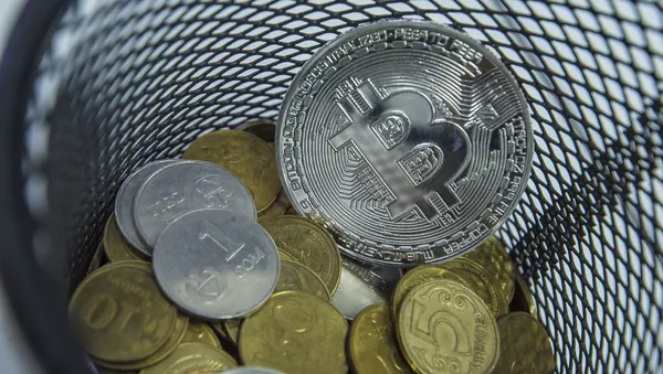 Криптовалюта биткойн - Sputnik Кыргызстан