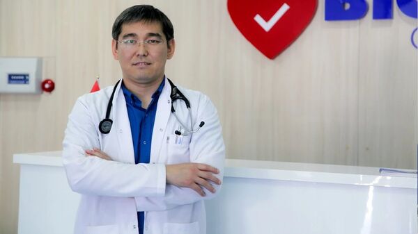 Интервенционный кардиолог, главврач частной клиники Дамир Осмонов - Sputnik Кыргызстан