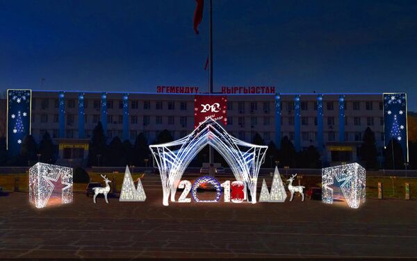 Мэрия Оша представила эскиз новогоднего украшения центральной площади - Sputnik Кыргызстан